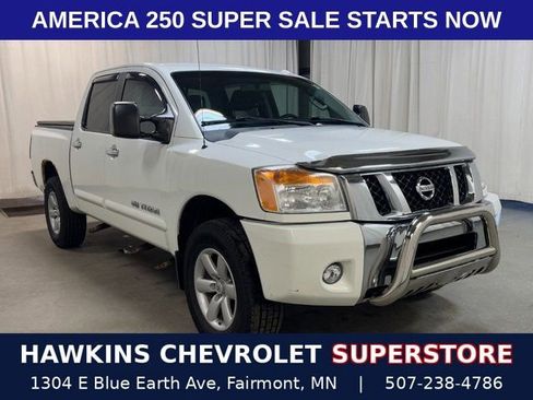 Used 2013 Nissan Titan SV image 1