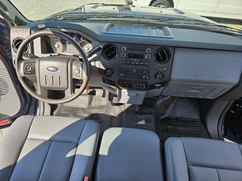 Used 2016 Ford F550 4x4 SuperCab Super Duty image 38