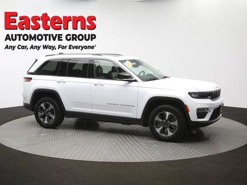 Used 2023 Jeep Grand Cherokee 4WD 4xe image 51