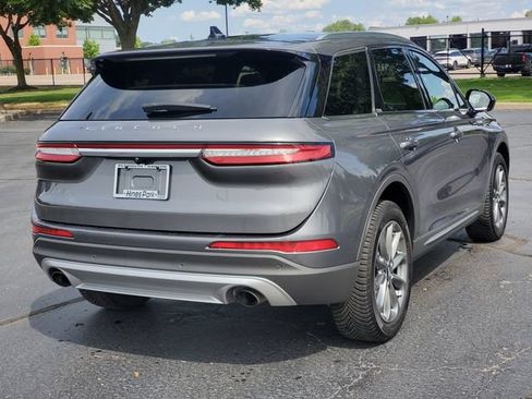 Used 2022 Lincoln Corsair AWD w/ Premium Package image 4