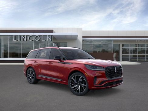 New 2025 Lincoln Aviator Black Label w/ Jet Appearance Package image 7