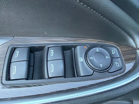 Used 2020 Chevrolet Malibu Premier FWD image 42