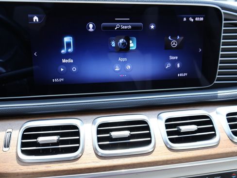 Certified 2024 Mercedes-Benz GLE 350 4MATIC image 40