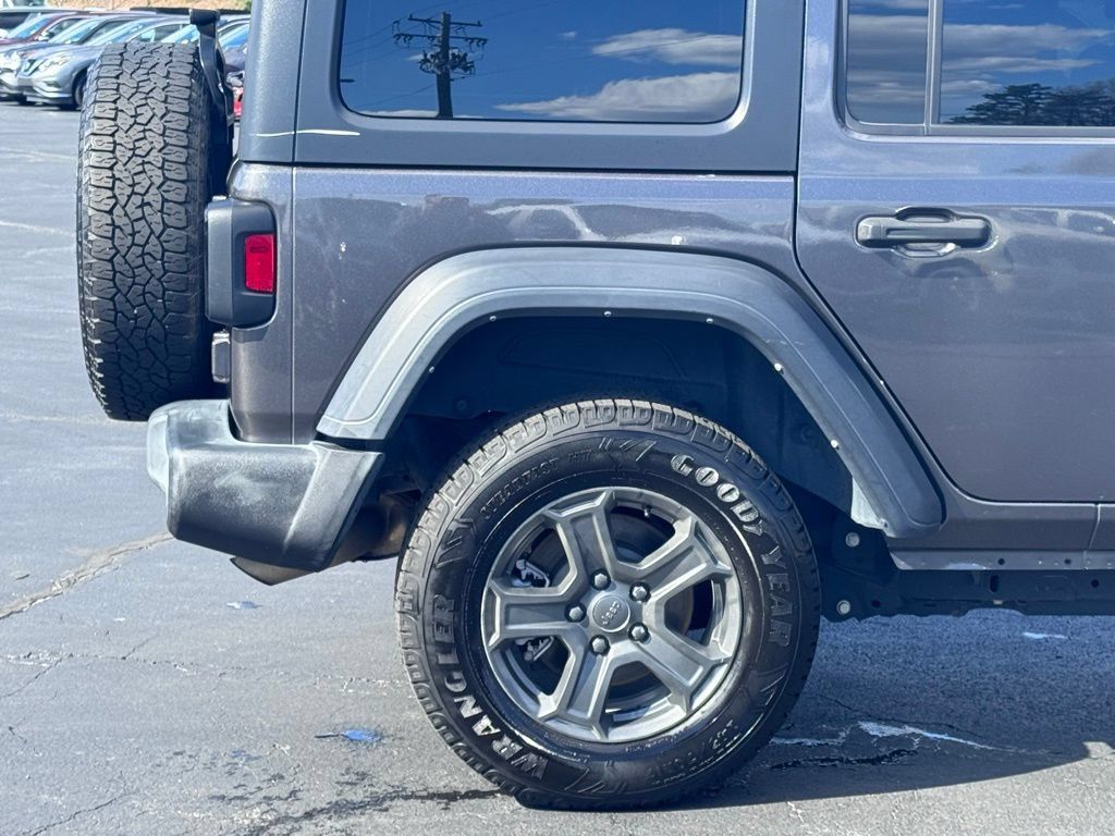 Used 2021 Jeep Wrangler Unlimited Sport AWD/4WD image 38