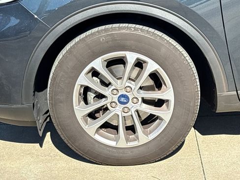 Used 2022 Ford Escape SE w/ Convenience Package image 11