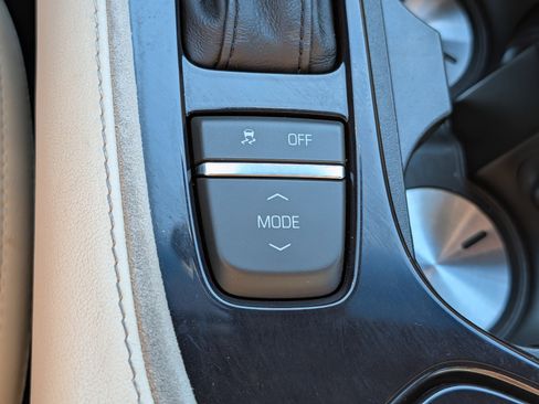 Used 2017 Cadillac CTS Luxury image 31