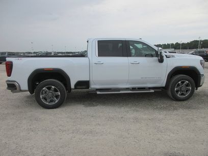 New 2026 GMC Sierra 2500 SLT w/ SLT Premium Package
