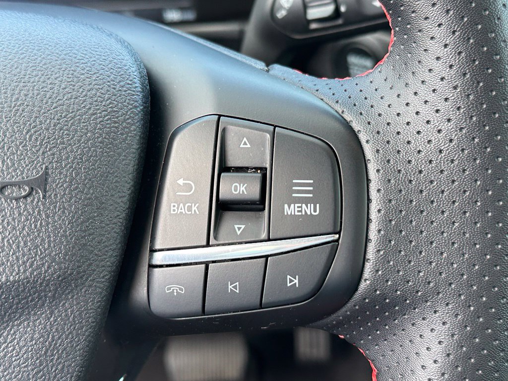 Used 2025 Ford Escape ST-Line AWD/4WD image 32