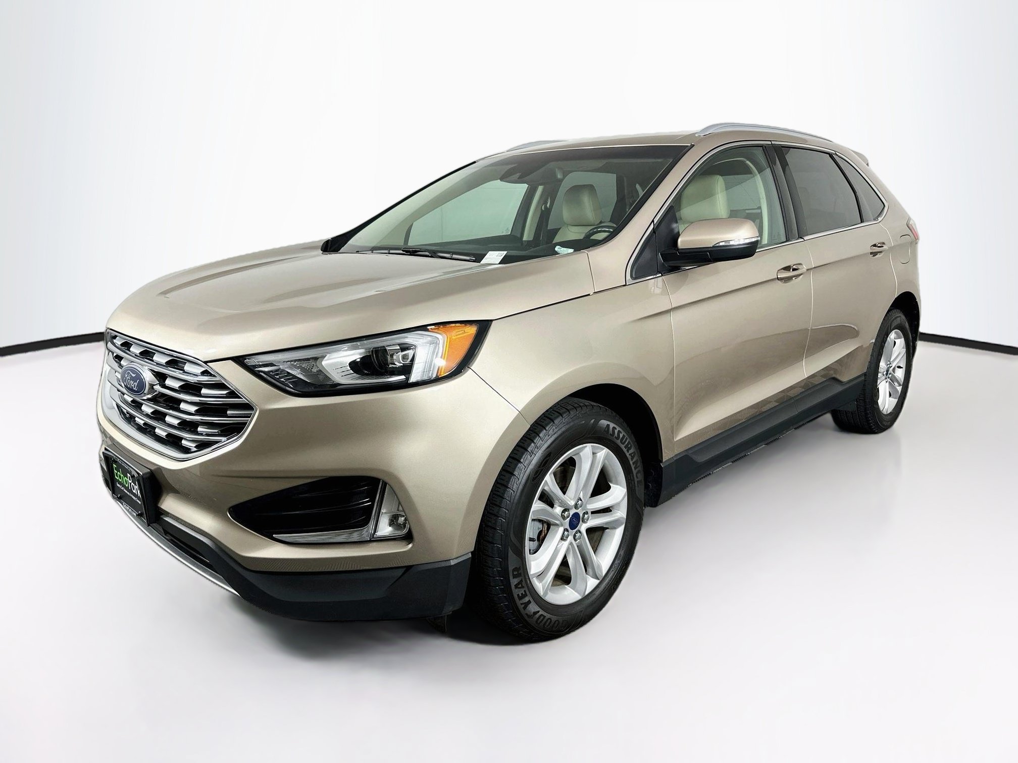 Used 2020 Ford Edge SEL w/ Convenience Package FWD image 3
