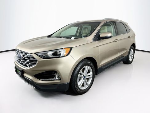Used 2020 Ford Edge SEL w/ Convenience Package FWD image 3