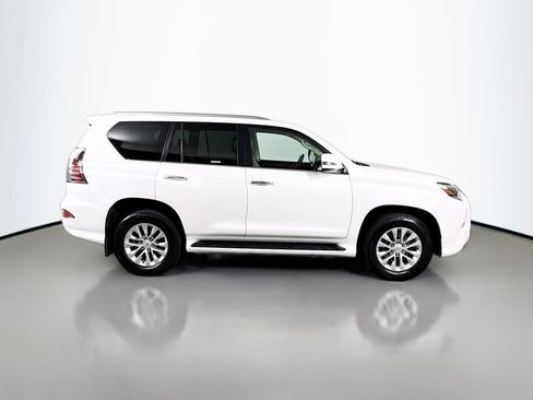 Certified 2022 Lexus GX 460 Premium w/ Premium Plus Package AWD/4WD image 4