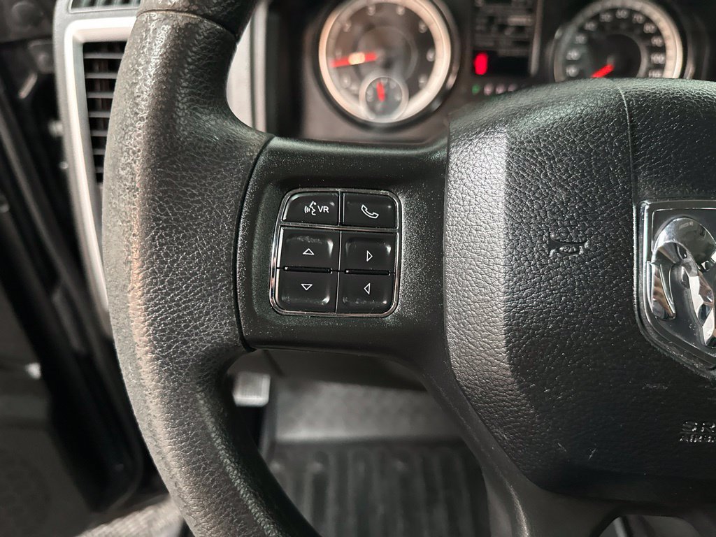 Used 2020 RAM 1500 Warlock AWD/4WD image 14