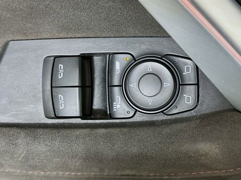 Used 2018 Chevrolet Camaro ZL1 image 22