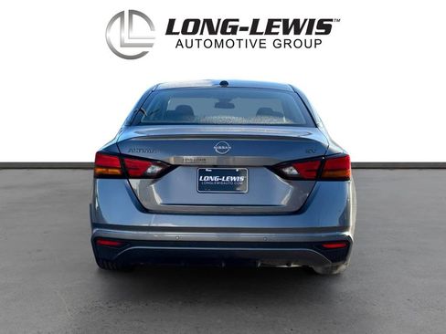 Used 2024 Nissan Altima 2.5 SV image 5