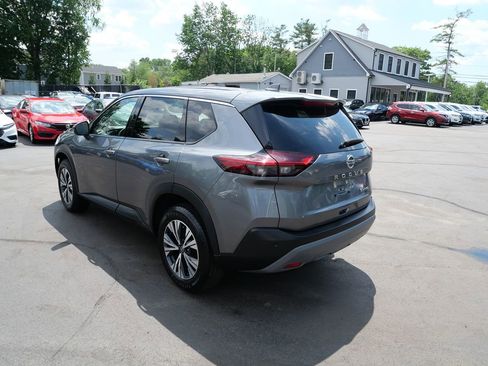 Used 2021 Nissan Rogue SV AWD/4WD image 5