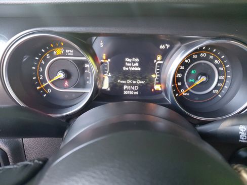Used 2021 Jeep Wrangler Unlimited Sport AWD/4WD image 7