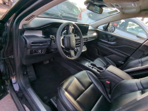 Used 2023 Lincoln Corsair FWD image 7
