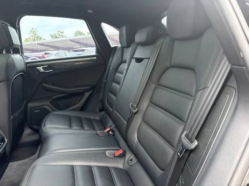 Used 2017 Porsche Macan GTS AWD/4WD image 11