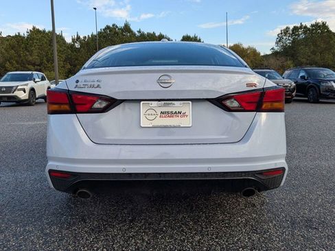Used 2023 Nissan Altima 2.5 SR image 5