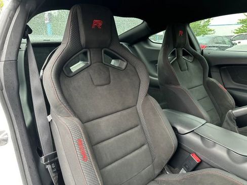 Used 2016 Ford Mustang Shelby GT350R w/ GT350R Equipment Group 920A image 32