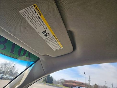 Used 2018 Chevrolet Colorado LT w/ LT Convenience Package image 21