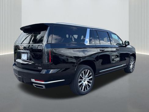New 2026 Cadillac Escalade ESV Platinum Luxury image 5