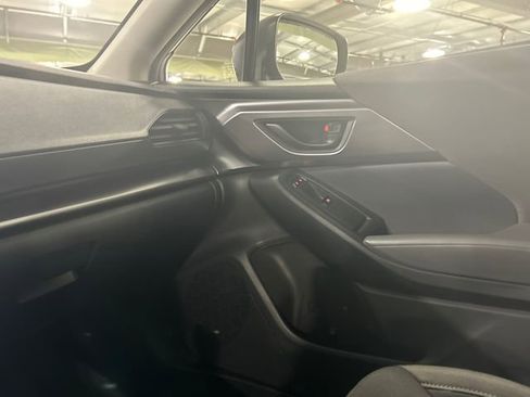 Used 2025 Subaru Impreza 2.0i image 21