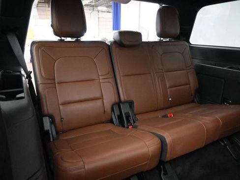 Certified 2023 Lincoln Navigator Reserve AWD/4WD image 29