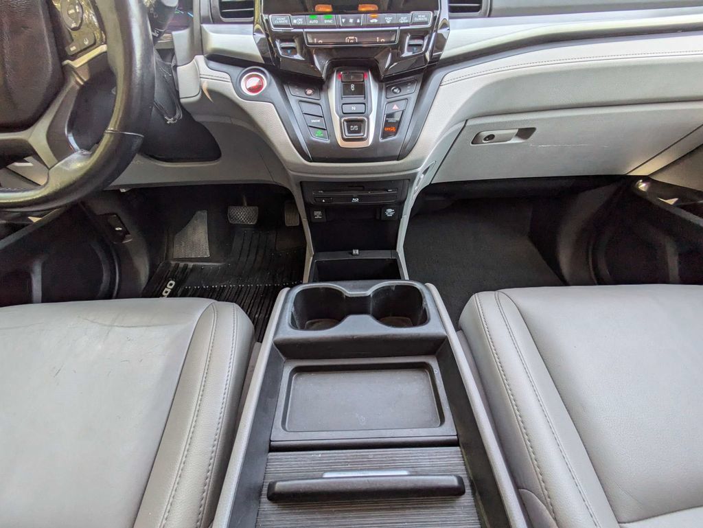 Used 2019 Honda Odyssey EX-L image 19