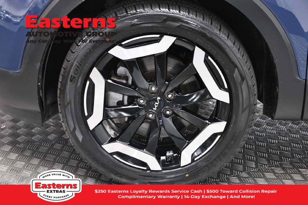 Used 2025 Kia Telluride S FWD image 34