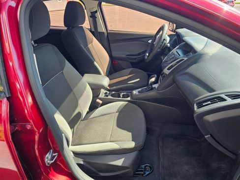Used 2013 Ford Focus SE FWD image 16