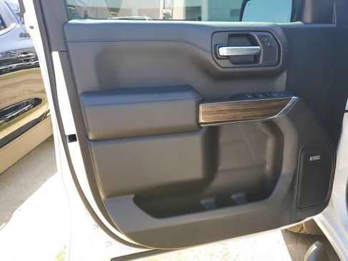 Used 2021 Chevrolet Silverado 1500 RST w/ Redline Edition image 21