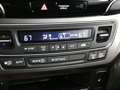 Used 2023 Honda Passport EX-L image 29