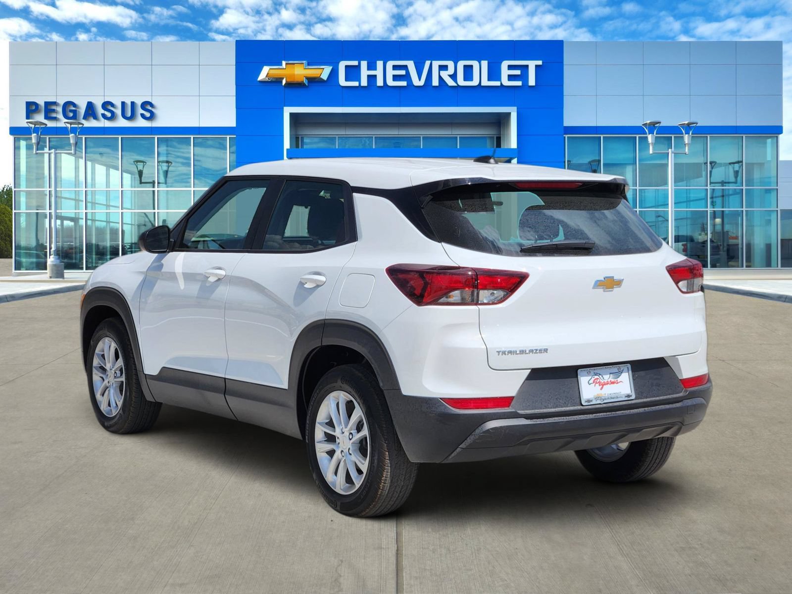 New 2026 Chevrolet TrailBlazer LS FWD image 4