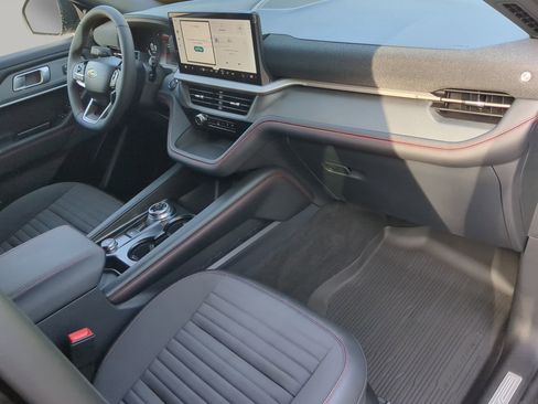 New 2026 Ford Explorer ST-Line w/ ST-Line Street Pack RWD image 53