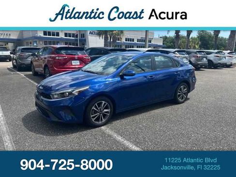 Used 2023 Kia Forte LXS w/ LXS Technology Package FWD image 1