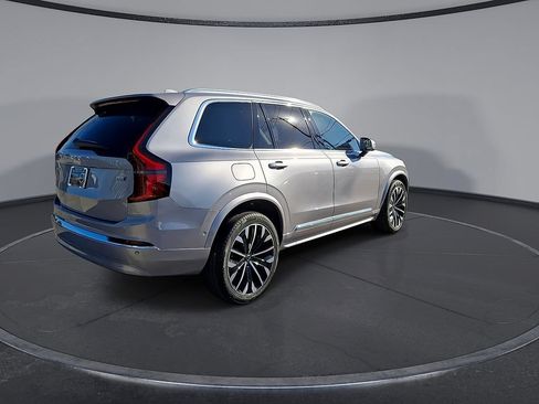 Certified 2026 Volvo XC90 B5 Ultra AWD/4WD image 8