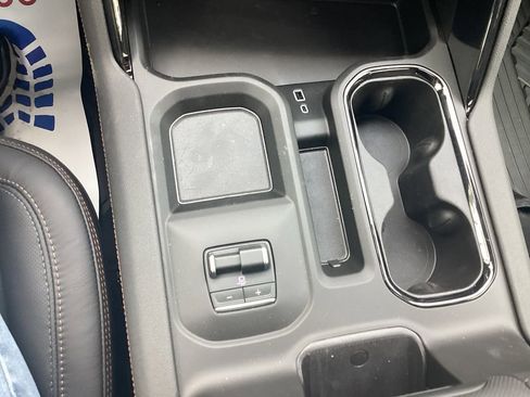 New 2026 GMC Sierra 2500 AT4 w/ AT4 Premium Plus Package AWD/4WD image 35