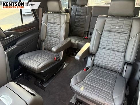 Used 2023 Cadillac Escalade Sport Platinum image 37