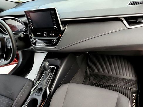 Used 2019 Toyota Corolla SE image 16