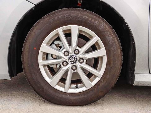 Used 2025 Toyota Camry LE FWD image 11