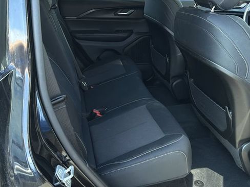 Used 2025 Jeep Grand Cherokee Laredo w/ Luxury Tech Group I RWD image 34