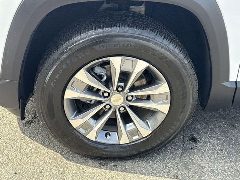 Used 2025 Chevrolet Equinox LT image 30