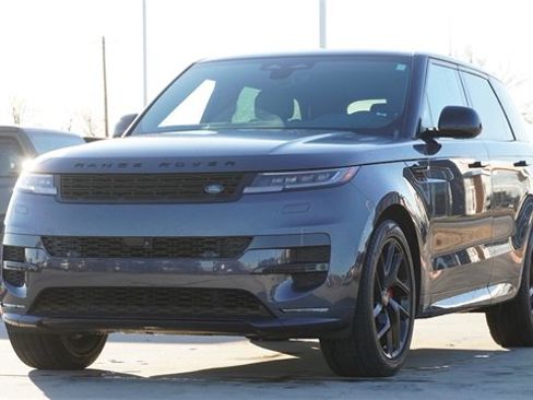 Used 2024 Land Rover Range Rover Sport Dynamic SE image 4