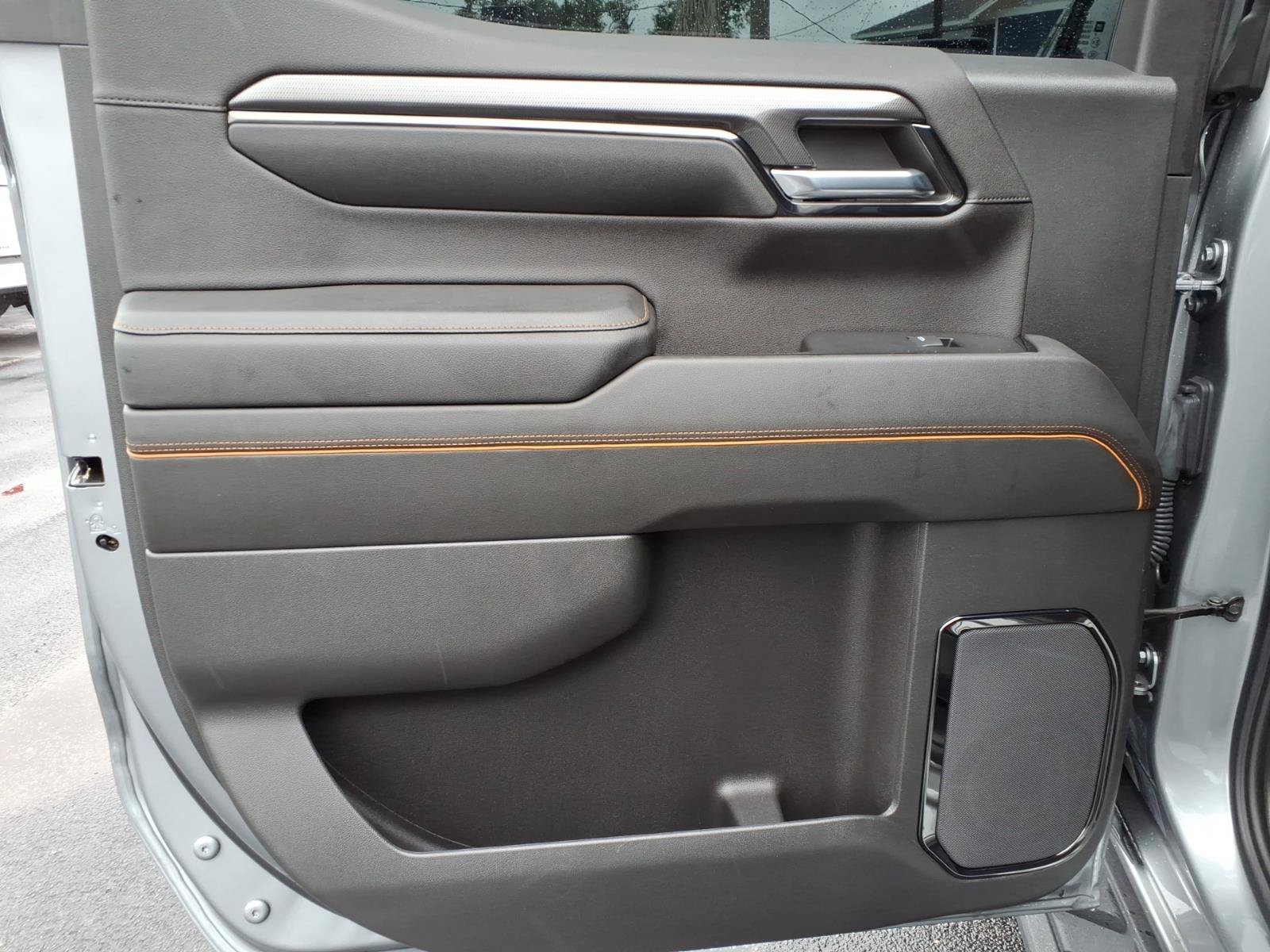 Used 2024 GMC Sierra 1500 AT4 w/ AT4 Premium Package AWD/4WD image 19