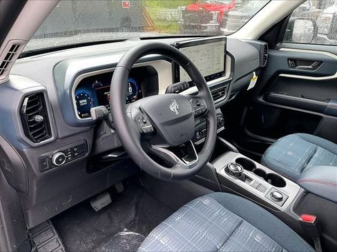 New 2025 Ford Bronco Sport Heritage w/ Convenience Package image 7