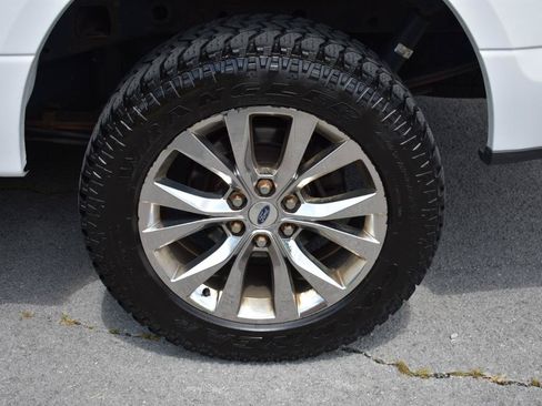 Used 2016 Ford F150 XLT w/ Equipment Group 302A Luxury AWD/4WD image 27