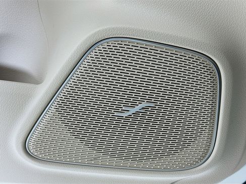 New 2026 Mercedes-Benz GLB 250 image 19