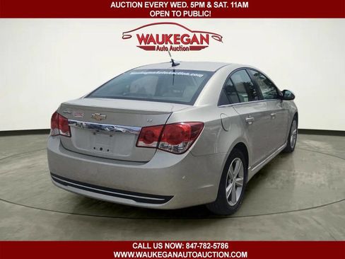 Used 2014 Chevrolet Cruze LT w/ Sun, Sound and Sport Package FWD image 5