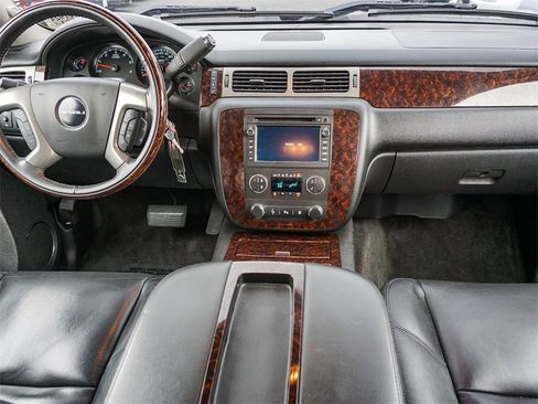 Used 2011 GMC Sierra 1500 Denali image 14